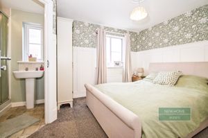 Photo 15- click for photo gallery